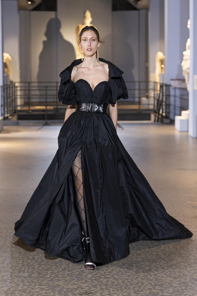sfilata laura biagiotti collezione donna autunno inverno milano fashion week