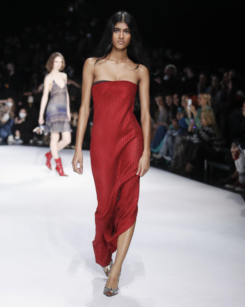 sfilata missoni collezione donna autunno inverno milano fashion week