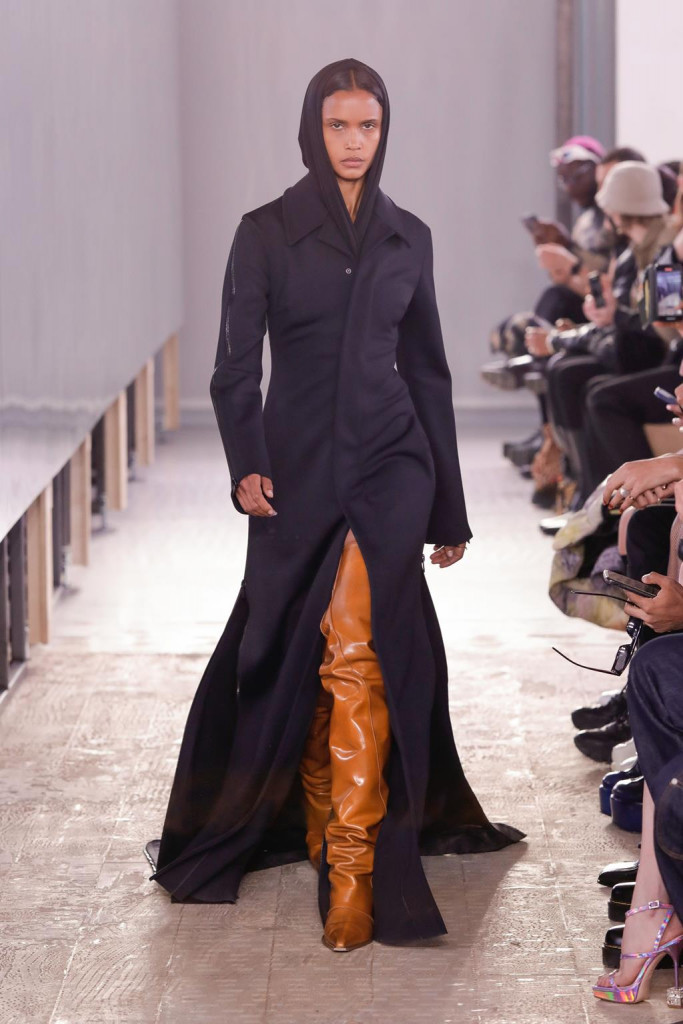 sfilata trussardi collezione donna autunno inverno milano fashion week