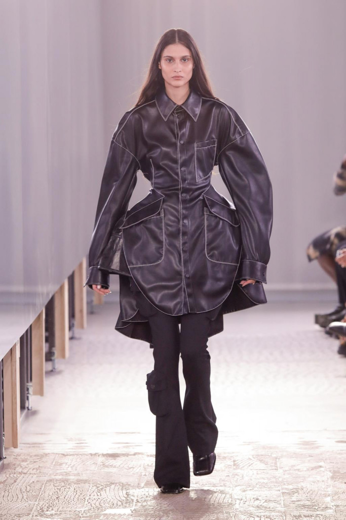 sfilata trussardi collezione donna autunno inverno milano fashion week
