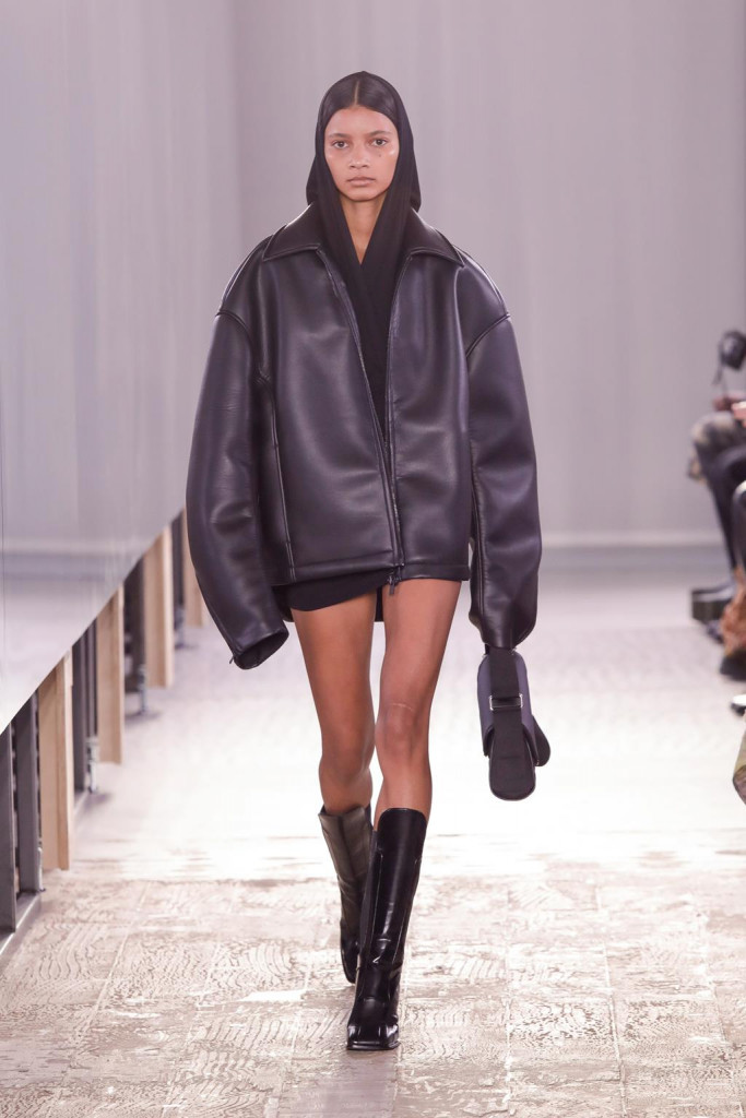 sfilata trussardi collezione donna autunno inverno milano fashion week