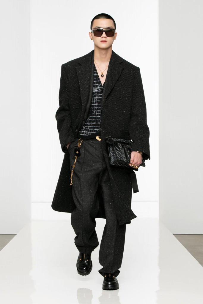 sfilata versace autunno inverno collezione uomo