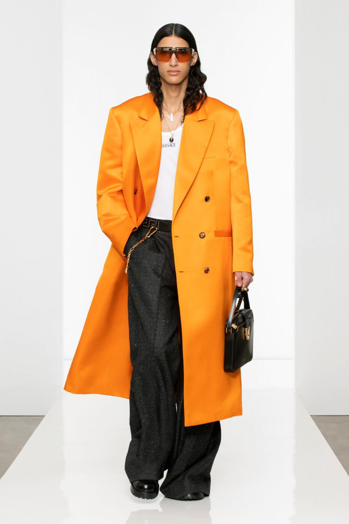 sfilata versace autunno inverno collezione uomo