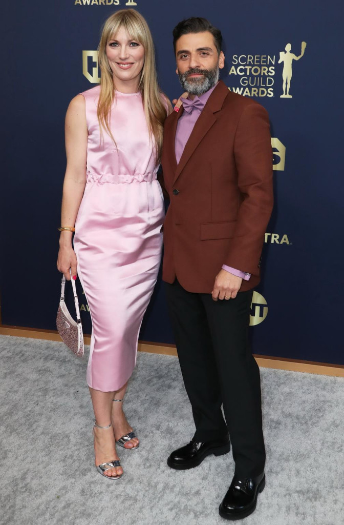 Oscar Isaac e Elvira Linda in Prada