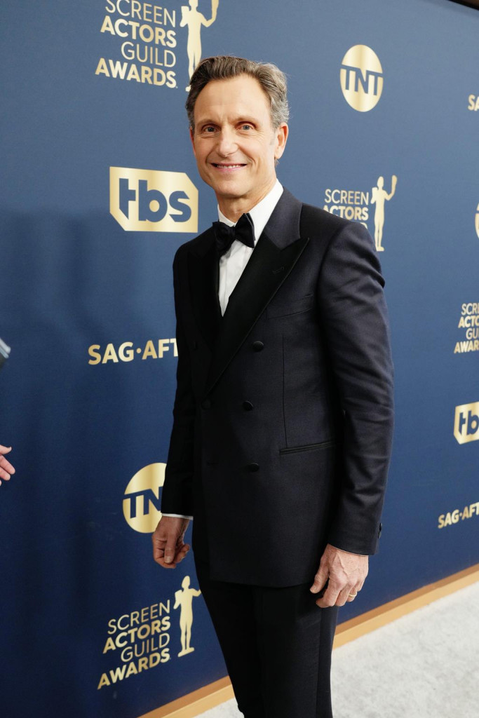 Tony Goldwyn in Armani (GettyImages)