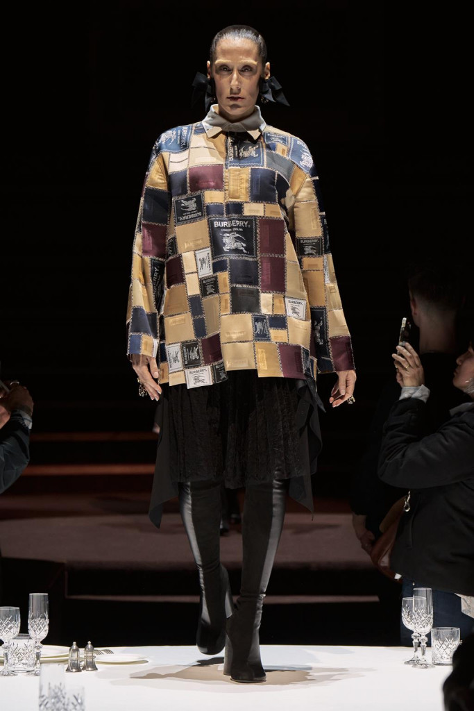 sfilata burberry donna autunno inverno