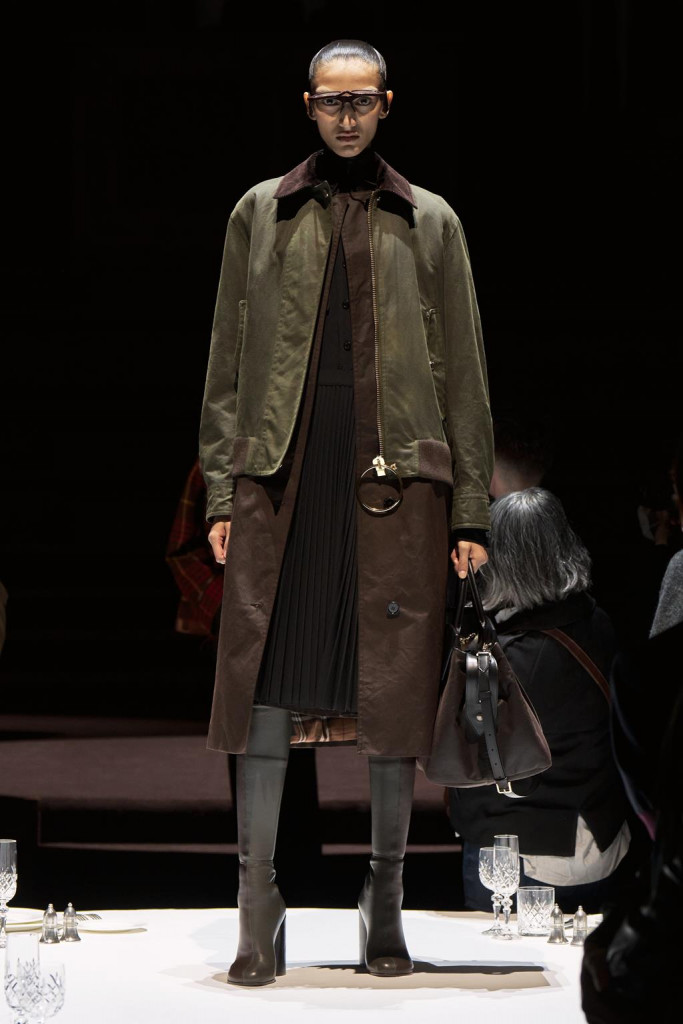 sfilata burberry donna autunno inverno