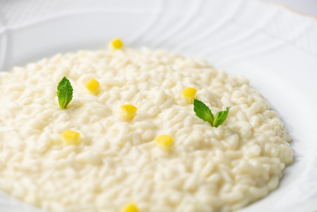 Risotto all'Acqua di pecorino, Limone Candito al Sale di Cervia e Menta