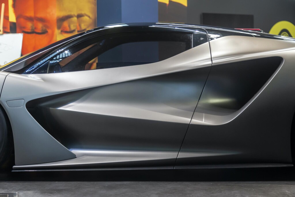 lotus evija