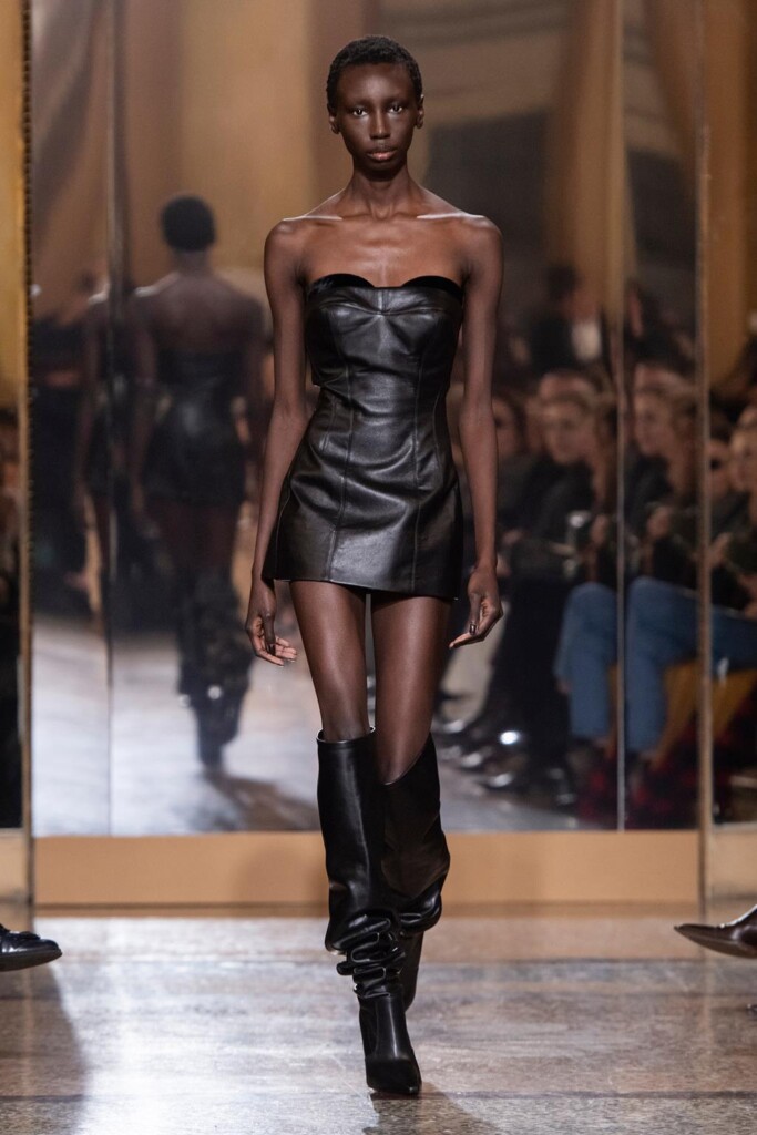 ermanno scervino collezione donna autunno inverno foto sfilata