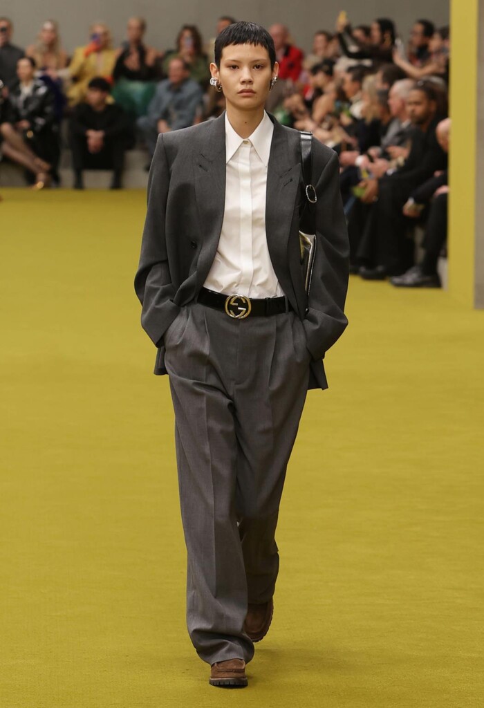 gucci collezione donna foto sfilata autunno inverno