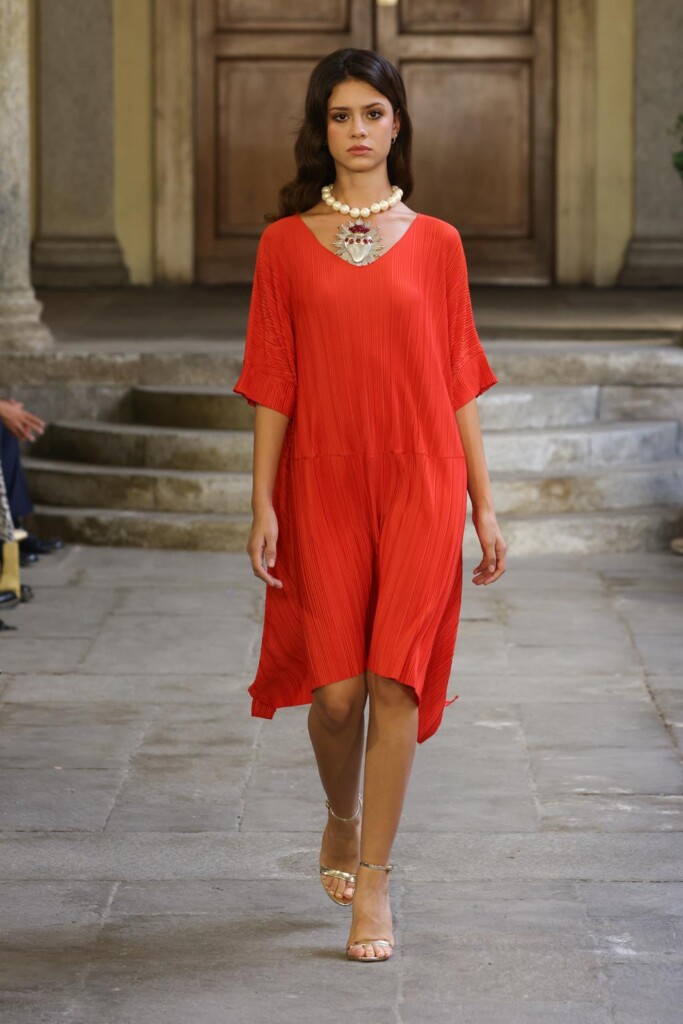 sfilata martino midali donna