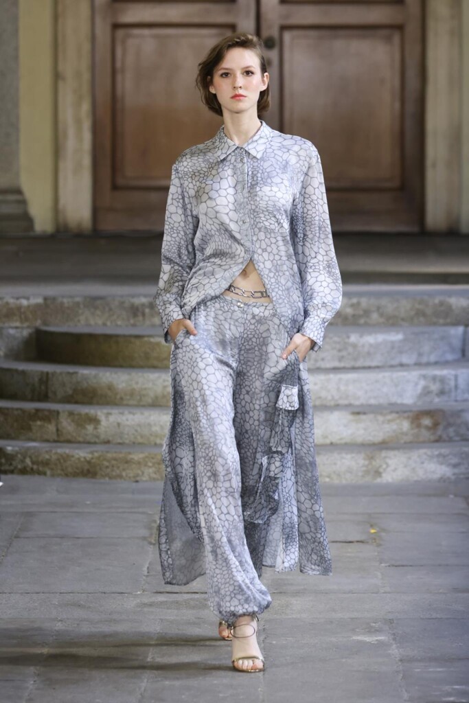 sfilata oblique creations collezione donna