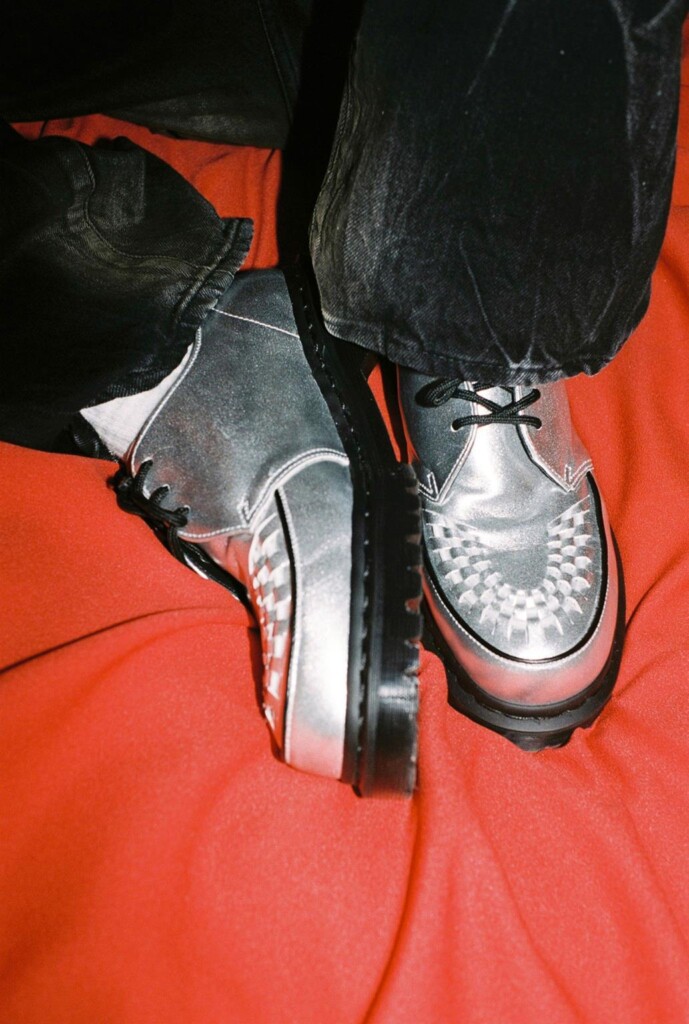 dr martens x supreme modello ramsey creeper nuova collaborazione foto