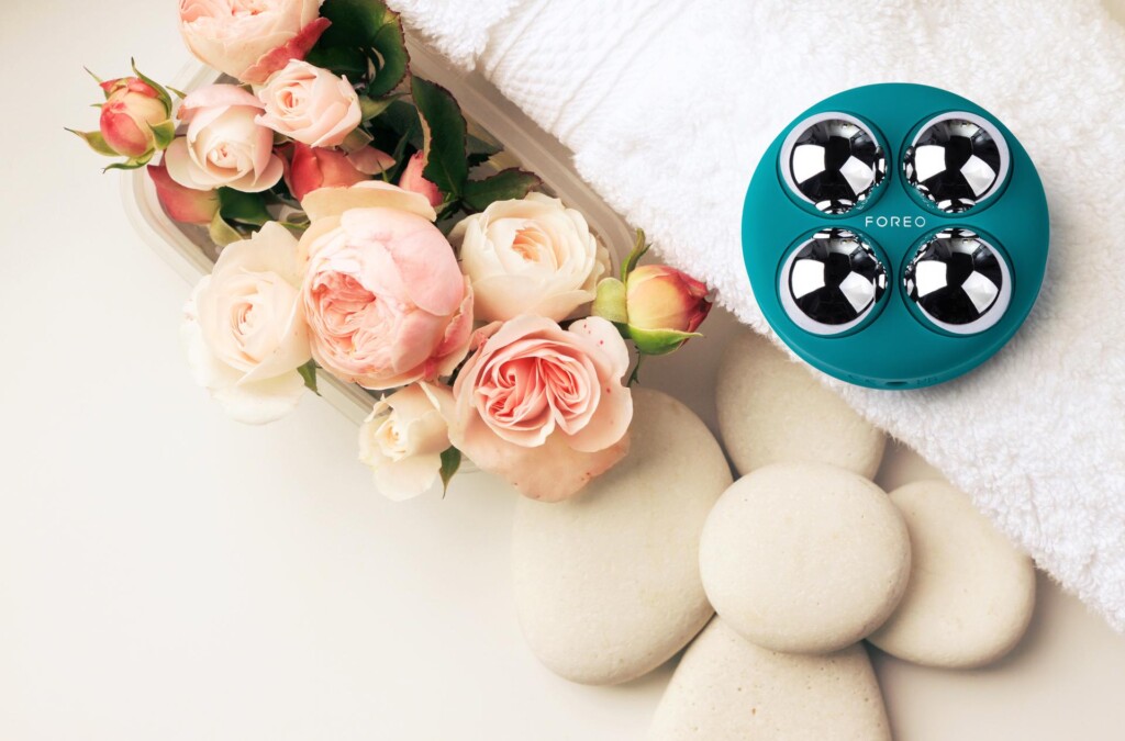 FOREO BEAR 2 body_Product Lifestyle_01_1