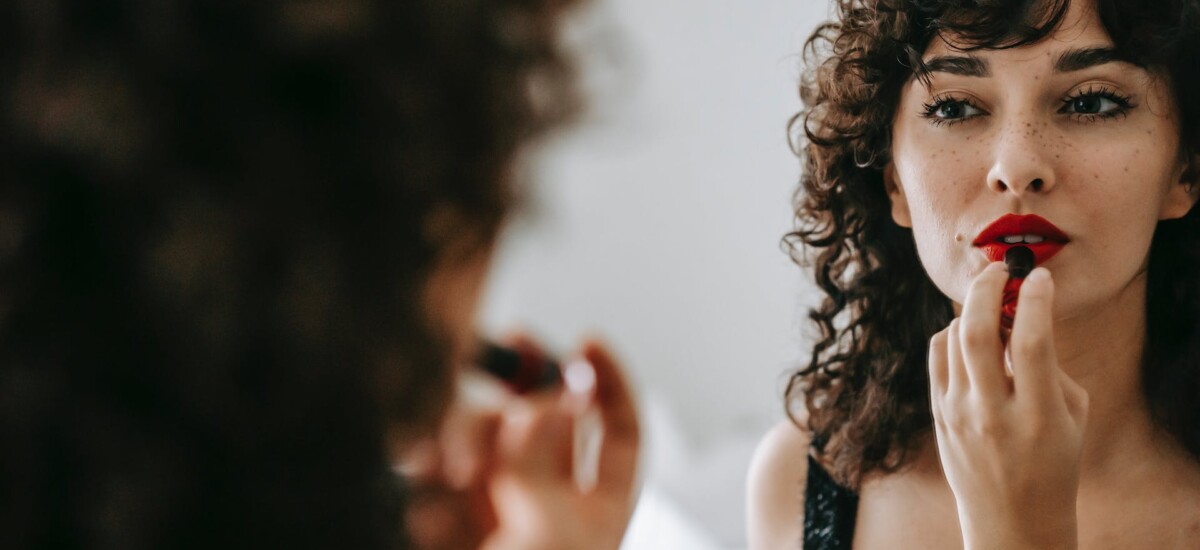 Tendenze beauty per il 2024 make-up e non solo