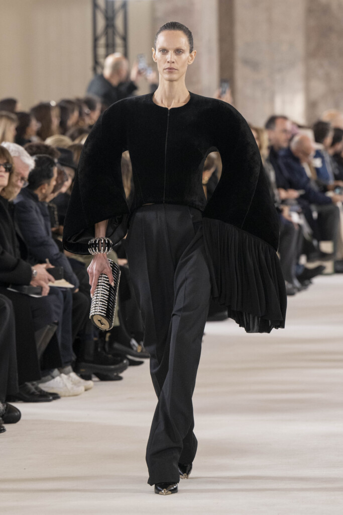 schiaparelli sfilata 2024