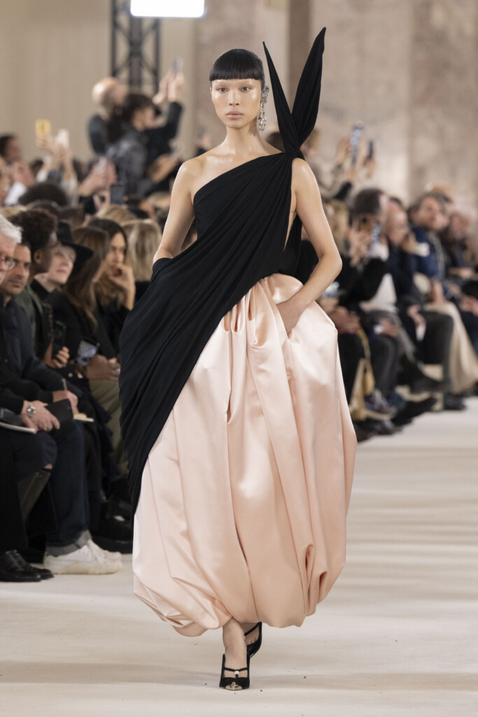 schiaparelli sfilata 2024