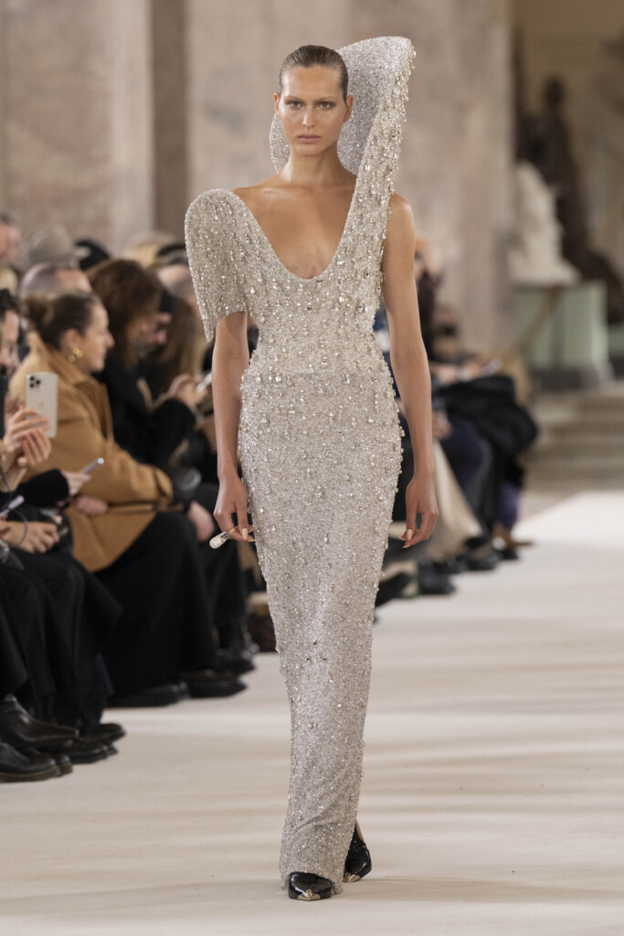 schiaparelli sfilata 2024