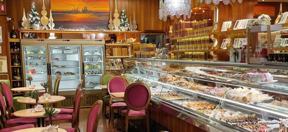 PASTICCERIA GATTULLO MILANO STORICO LOCALE PASTICCERIE MILANESI DA VISITARE