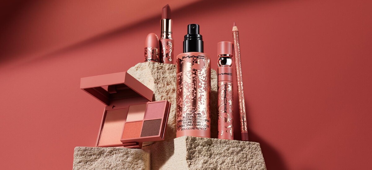 MAC_FY24_TeddyForever_EMEA_Priority_SHOT06_sRGB72