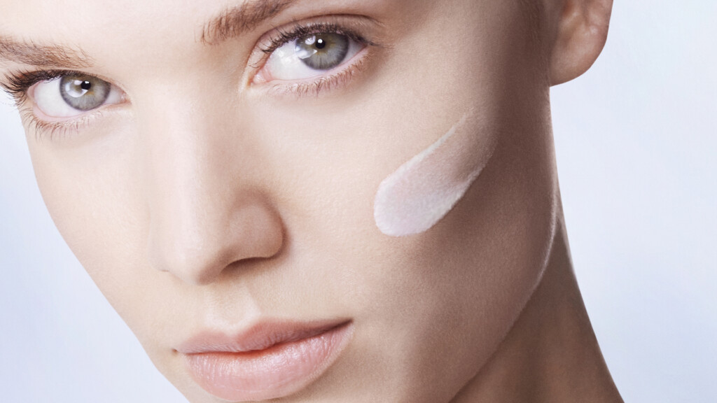 lan_skin_uv_expert_supra_screen_2024_conversion_texture_on_skin_caucasian_institutional_europe_16x9