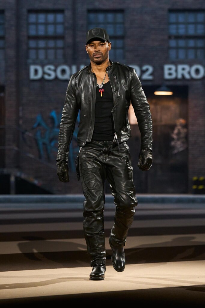 sfilata dsquared2 collezione autunno inverno 2025 celebra 30 anni brand milano fashion week foto