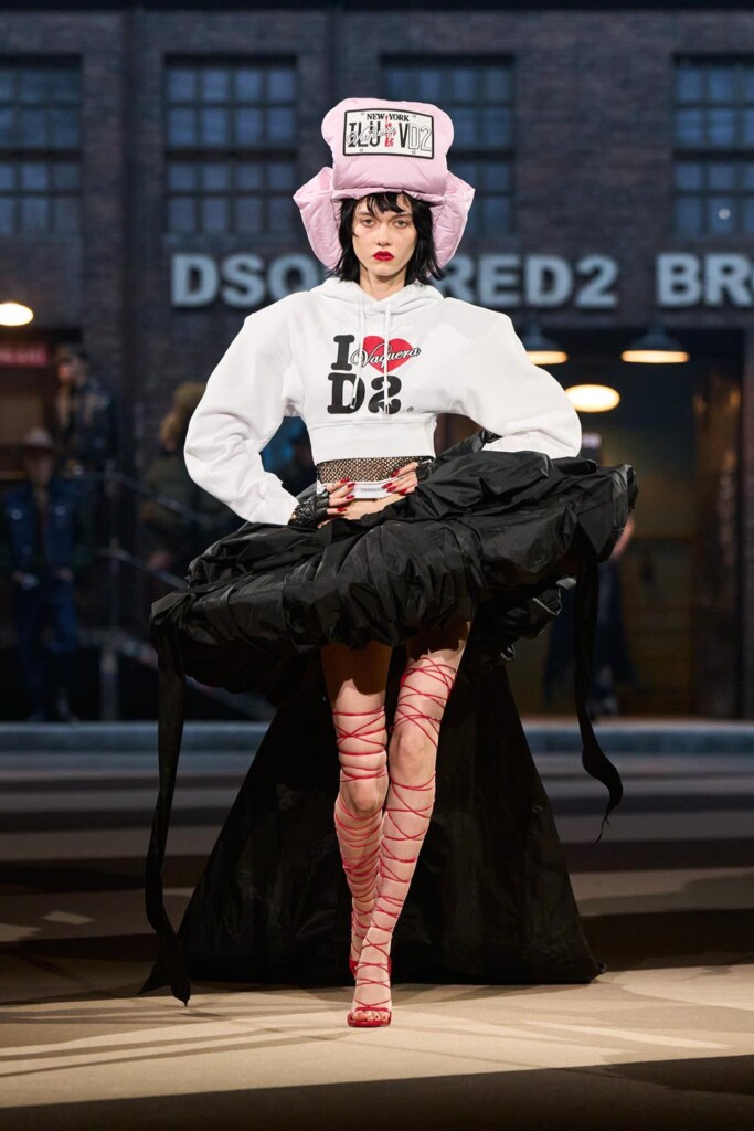sfilata dsquared2 collezione autunno inverno 2025 celebra 30 anni brand milano fashion week foto