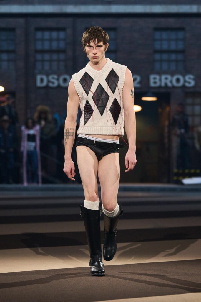 sfilata dsquared2 collezione autunno inverno 2025 celebra 30 anni brand milano fashion week foto