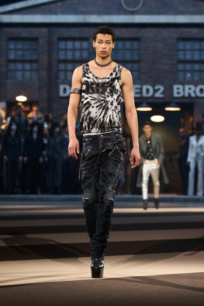 sfilata dsquared2 collezione autunno inverno 2025 celebra 30 anni brand milano fashion week foto