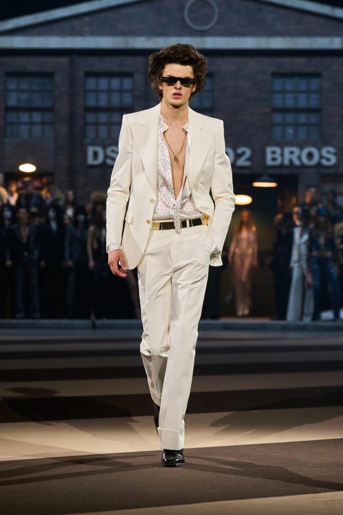 sfilata dsquared2 collezione autunno inverno 2025 celebra 30 anni brand milano fashion week foto