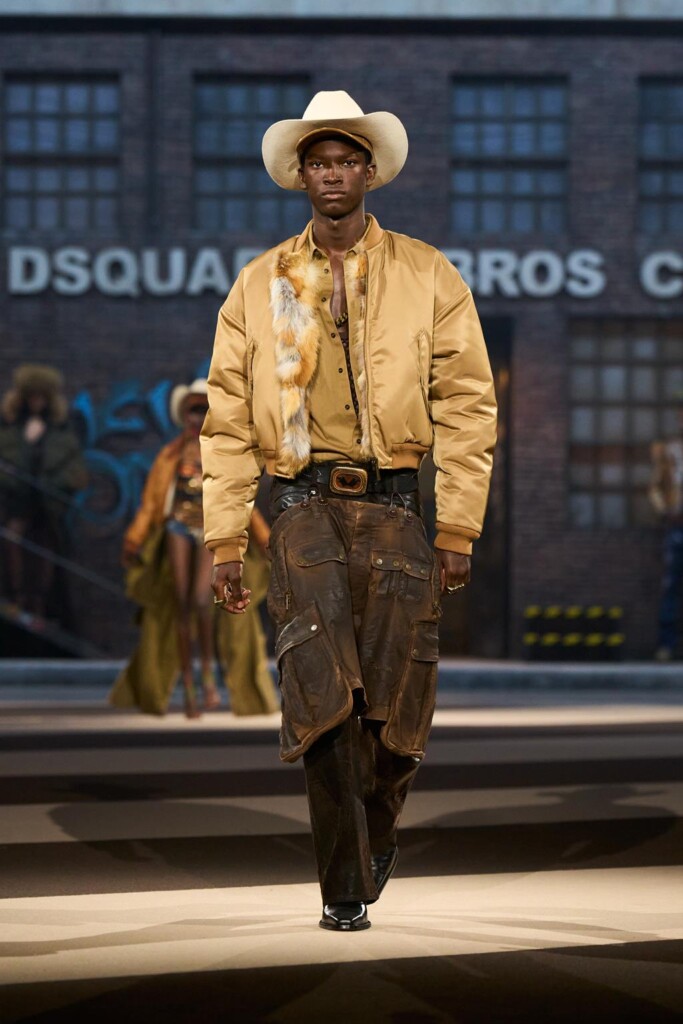 sfilata dsquared2 collezione autunno inverno 2025 celebra 30 anni brand milano fashion week foto