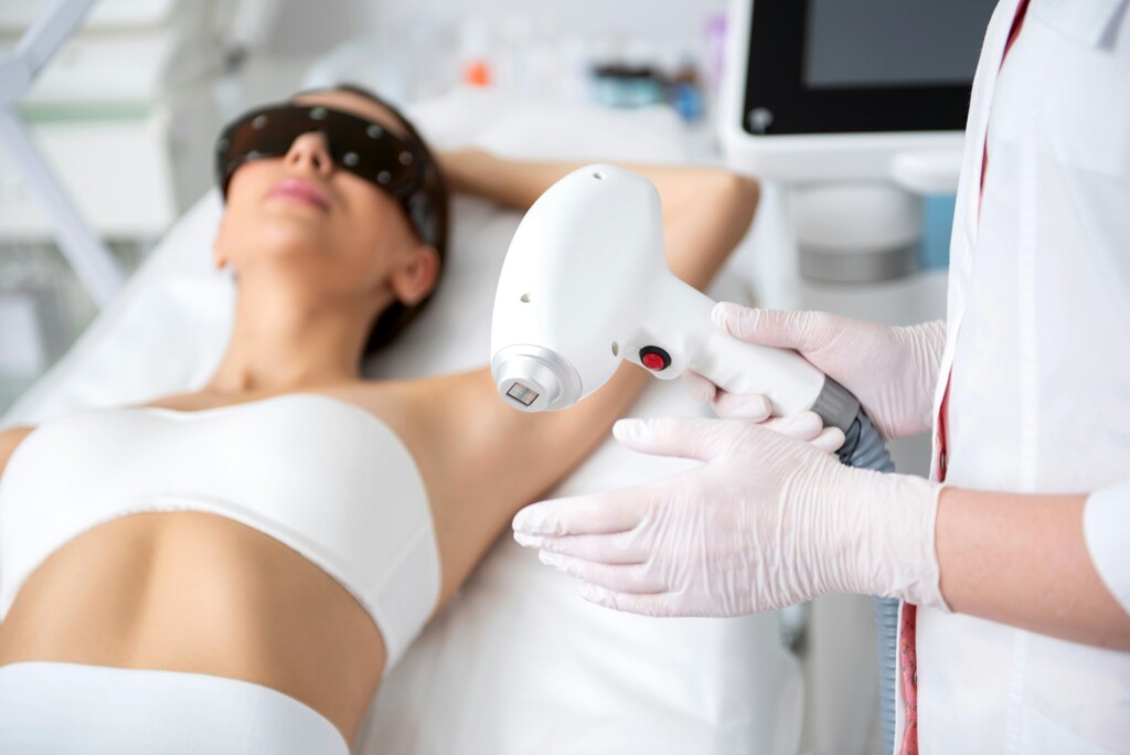 Epilazione definitiva con laser diodo 808 il metodo più efficace per una pelle liscia