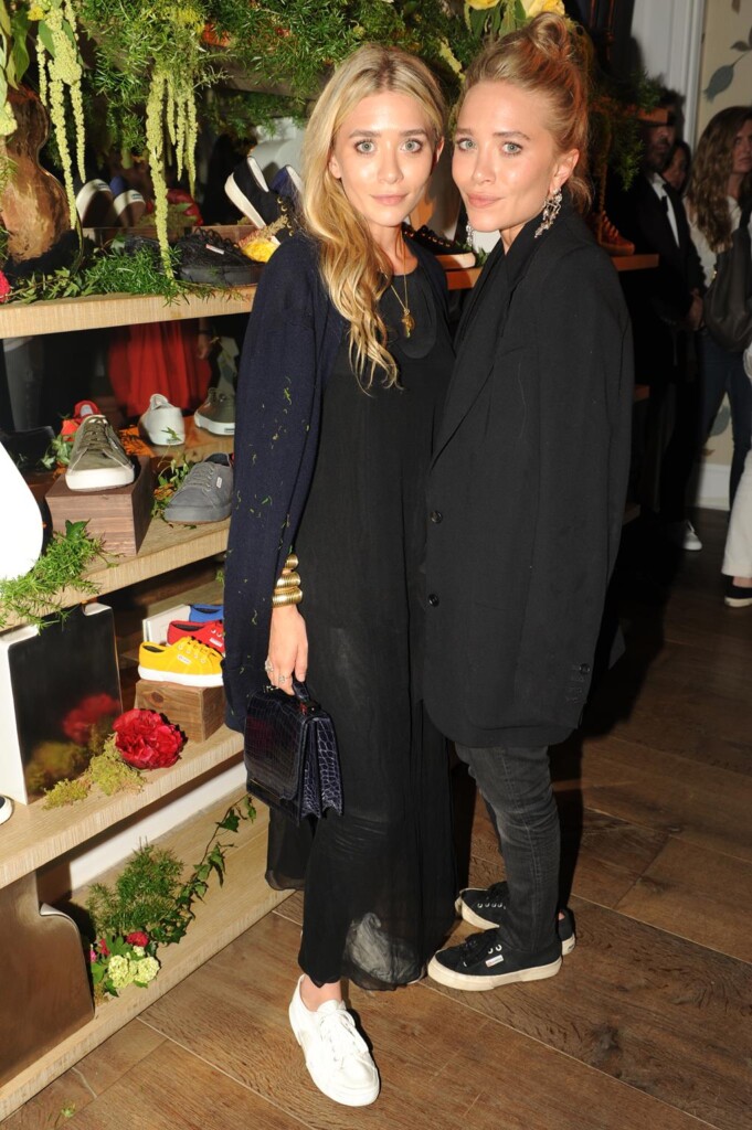 MARY KATE E ASHLEY OLSEN