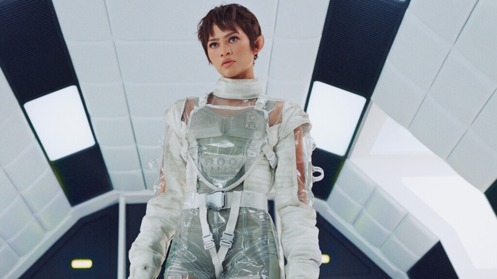 zendaya campagna on movement