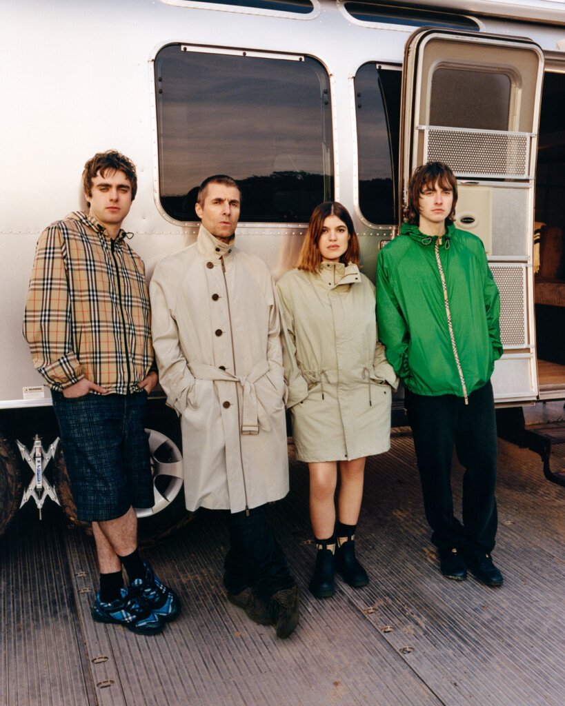 burberry campagna festival liam gallagher
