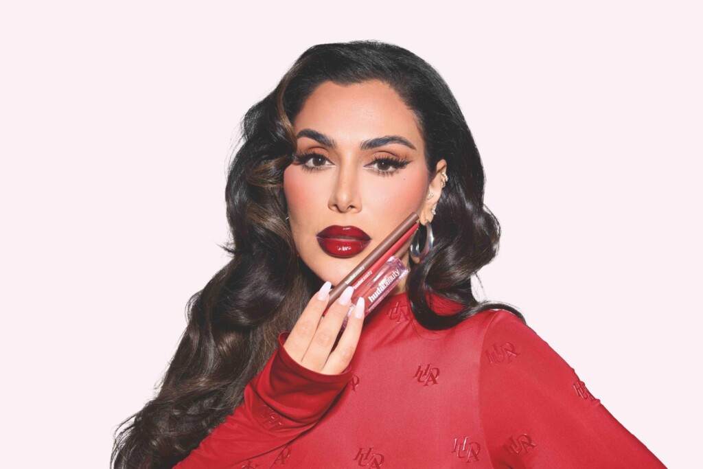 huda beauty new lip oil lip contour