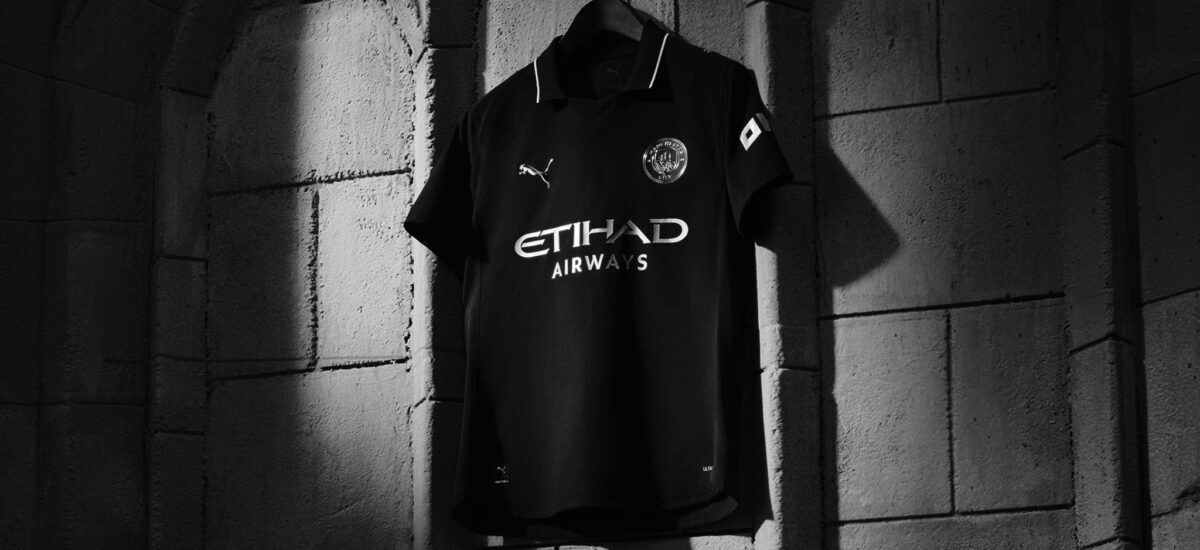 PUMA E MANCHESTER CITY PRESENTANO IL NUOVO AWAY KIT 2526