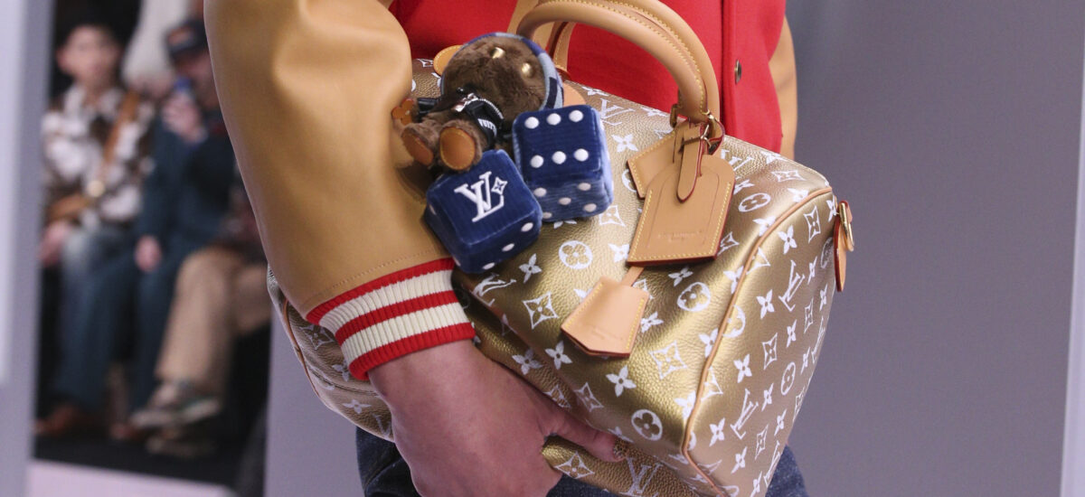 louis vuitton louis bear mascotte charm borsa